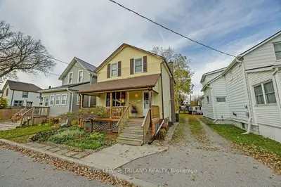 Detached in St. Thomas