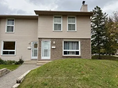 Condo Townhouse in London South