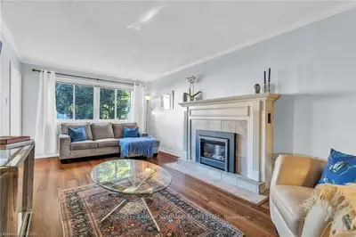Condo Townhouse in Guelph