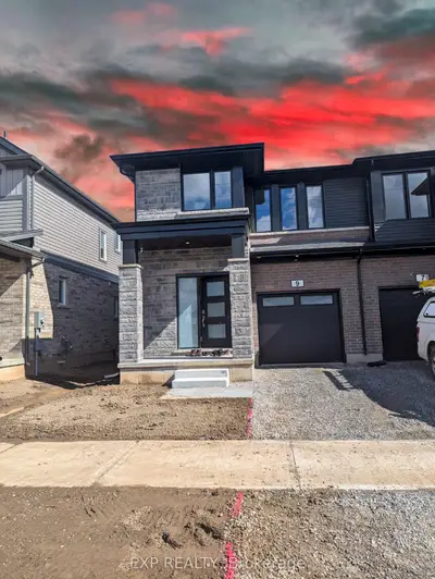 Att/Row/Townhouse in Pelham