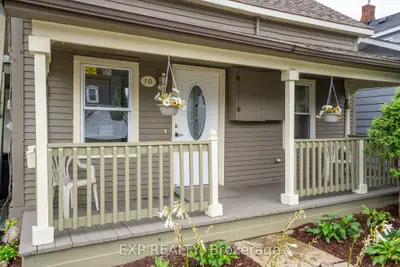 Duplex in Cornwall
