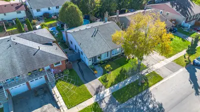 Semi-Detached in Brant