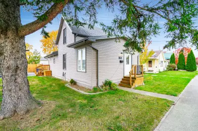 Detached in Chatham-Kent
