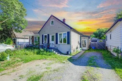 Detached in Hamilton