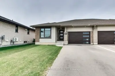 Semi-Detached in St. Thomas