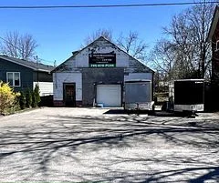 834 Haggart Street, Peterborough, On K9j 2x8