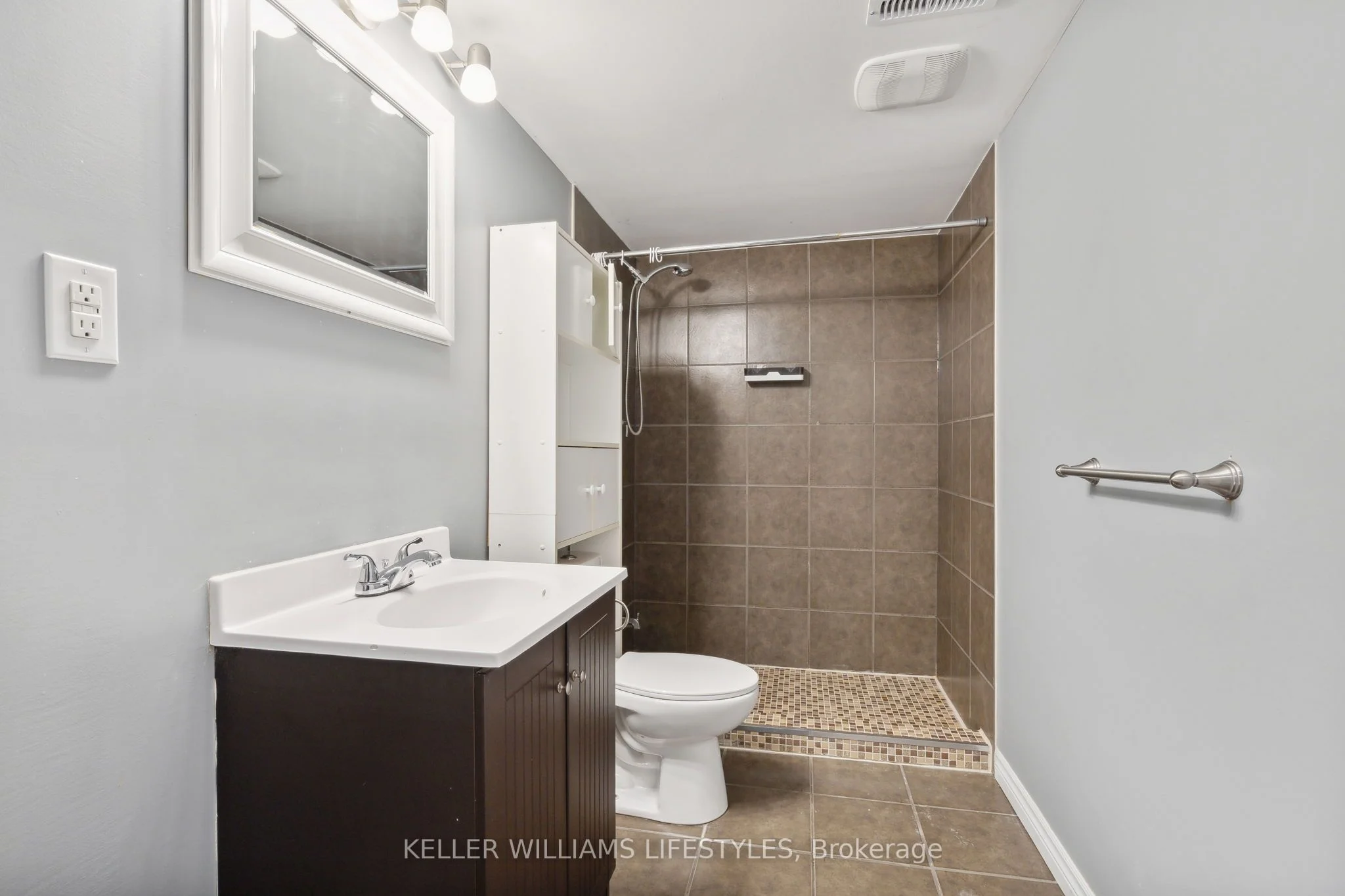 832 Oakcrossing Road, London North, ON N6H 0A4