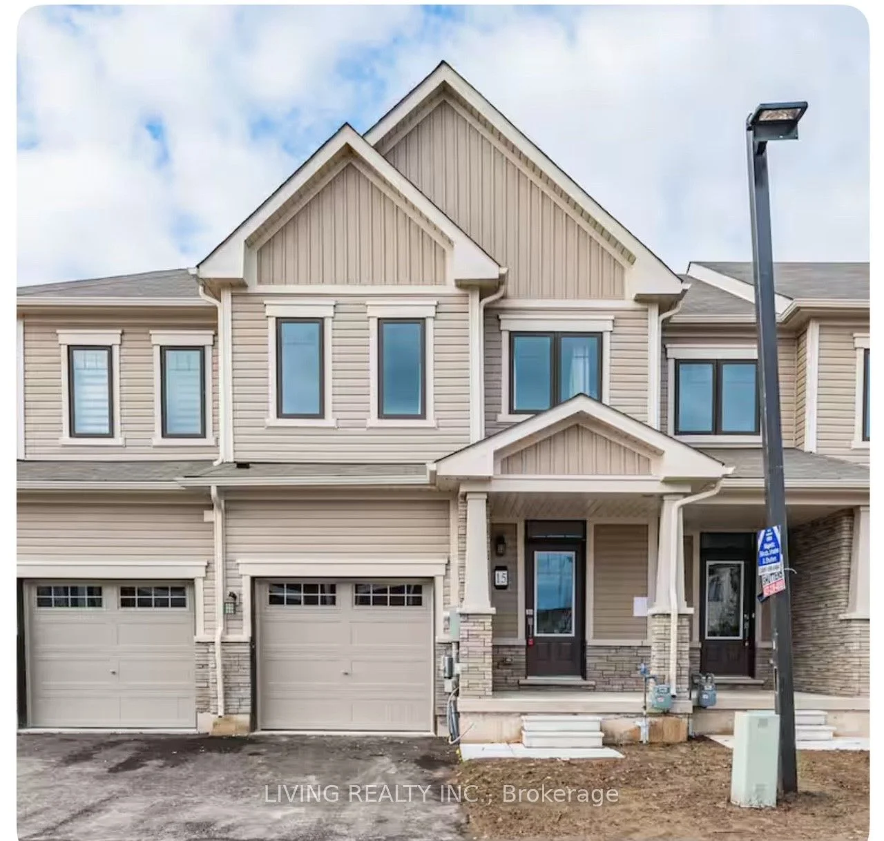 Condo Townhouse in Niagara Falls