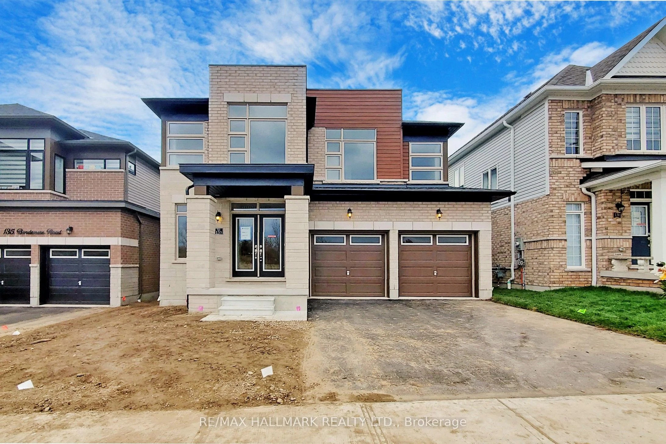 Detached in Brant