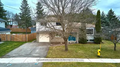 Detached in Shelburne