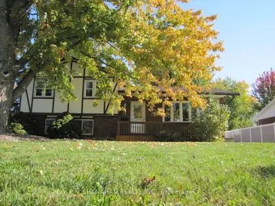 Detached in Lambton Shores