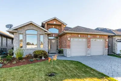 Detached in Belleville