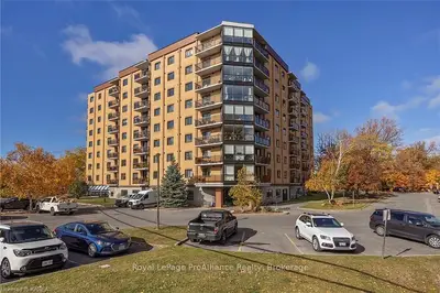 120 Barrett Court 208, Kingston, On K7l 5h6