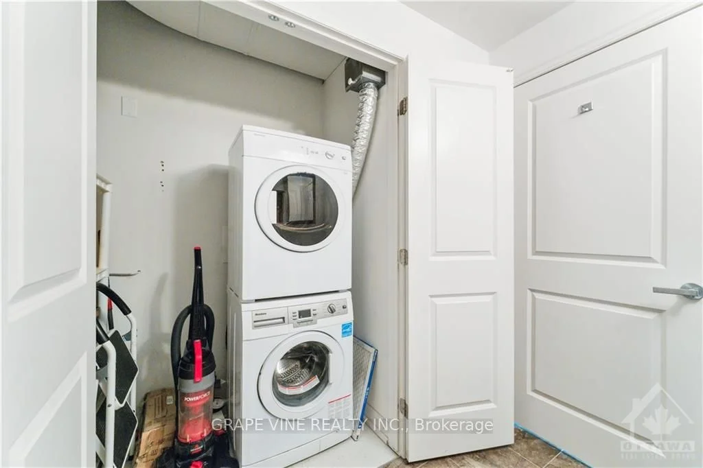 242 Rideau Street 2005, Lower Town - Sandy Hill, On K1n 0b7