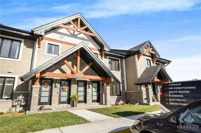 320 Montee Outaouais Street 306, Clarence-rockland, On K4k 1g2