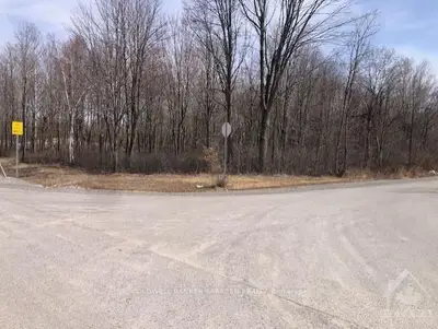 1001 Green Jacket Crescent, Greely - Metcalfe - Osgoode - Vernon And Area, On K4p 0g6