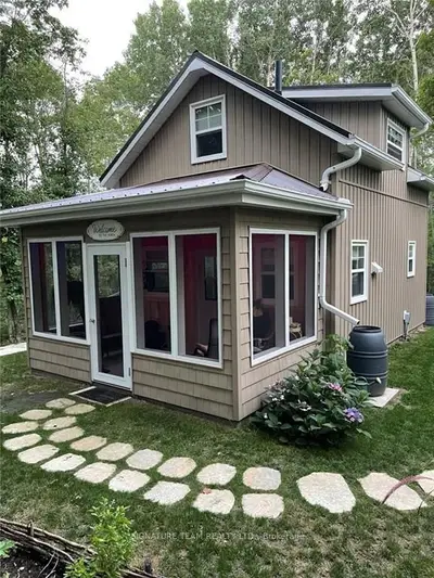 940 Round Lake Road, Killaloe, Hagarty And Richards, On K0j 2a0