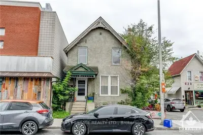 Fourplex in Ottawa Centre