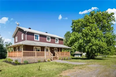 Detached in North Glengarry