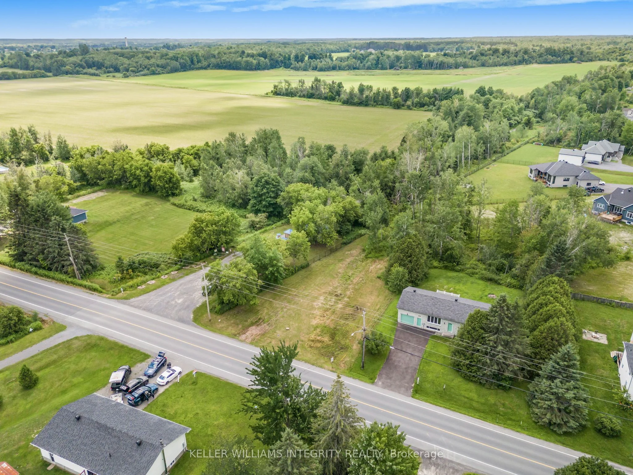 3258 GENDRON Road, Clarence-Rockland, ON K0A 2E0