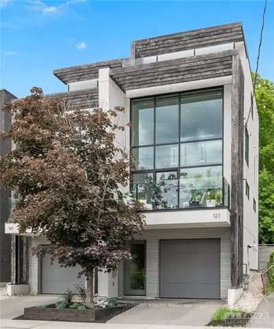 Semi-Detached in New Edinburgh - Lindenlea
