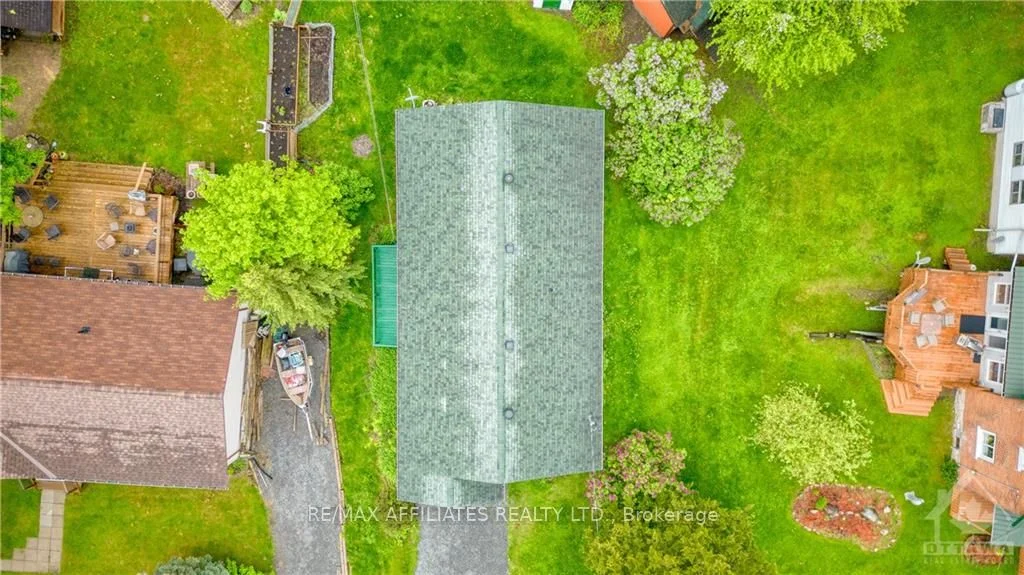5 MOUNTAIN Road, Westport, ON K0G 1X0