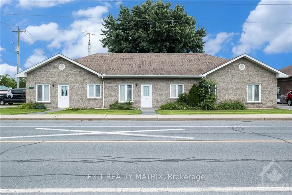 Fourplex in North Stormont