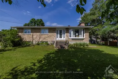 915 St-jean Street, Clarence-rockland, On K1c 7e1