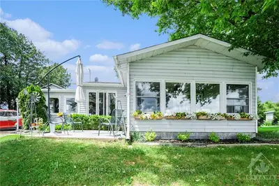 83 Ogilvie Lane, Merrickville-wolford, On K0g 1g0