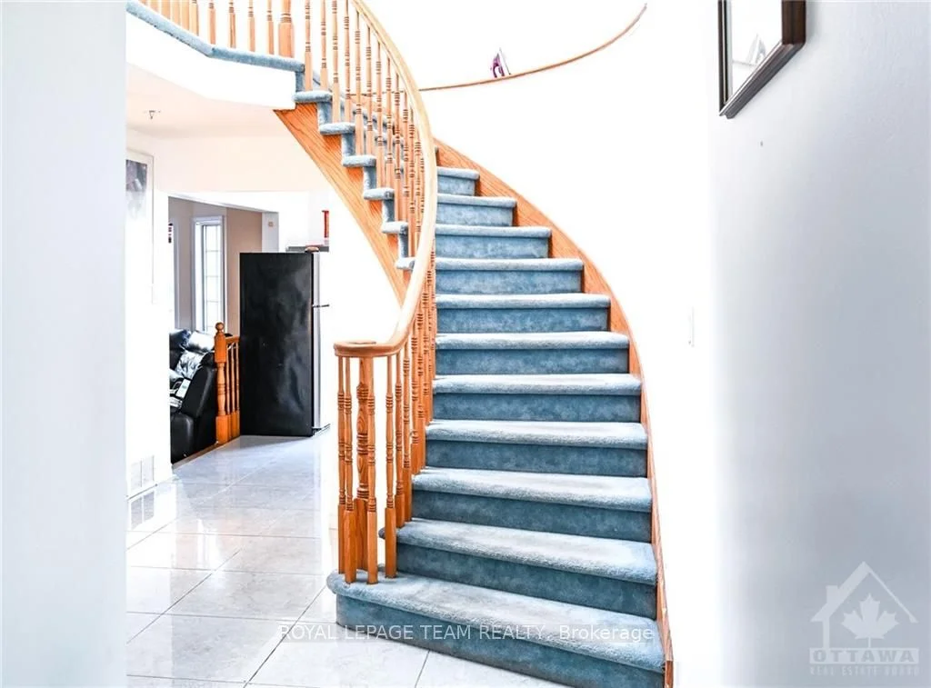 1327 BROOKLINE Avenue, Hunt Club - South Keys and Area, ON K1V 6S2