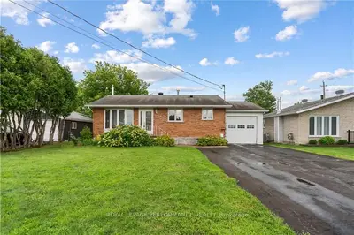 Detached in North Glengarry