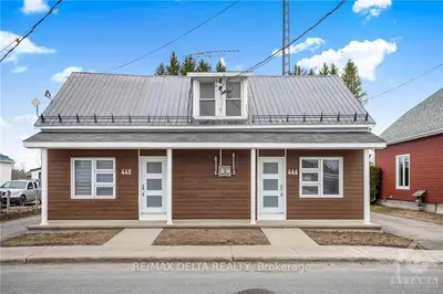 Duplex in Alfred and Plantagenet