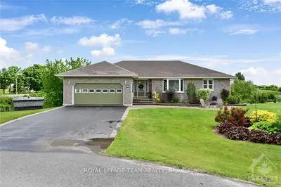 Detached in Edwardsburgh/Cardinal
