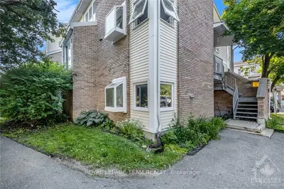 Condo Apartment in Tanglewood - Grenfell Glen - Pineglen