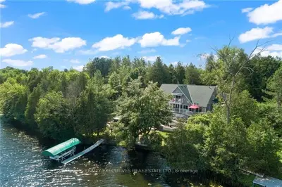 Detached in Tay Valley