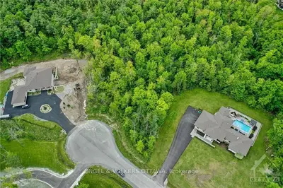 212 Terbol Court 21, Kanata, On K2w 0e7