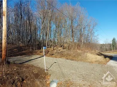 Vacant Land in Lanark Highlands