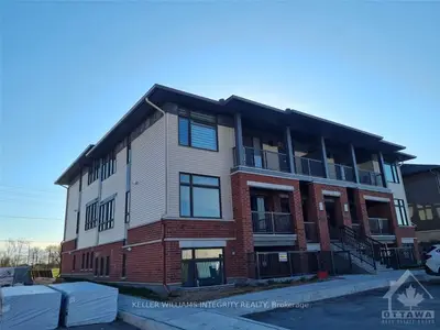 Condo Apartment in Kanata