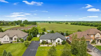 Detached in Greely - Metcalfe - Osgoode - Vernon and Area