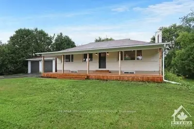 Detached in Greely - Metcalfe - Osgoode - Vernon and Area