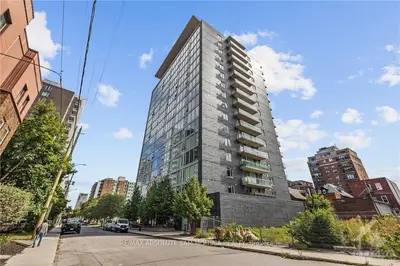 Condo Apartment in Ottawa Centre