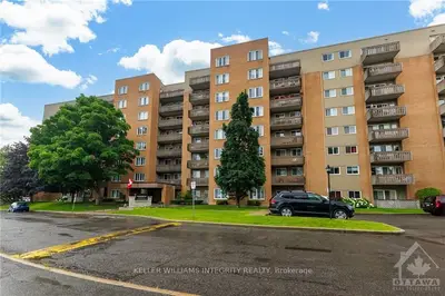 Condo Apartment in Beacon Hill North - South and Area