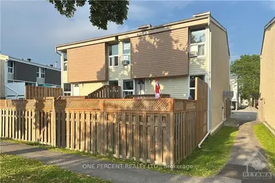 Condo Townhouse in Hunt Club - Windsor Park Village and Area