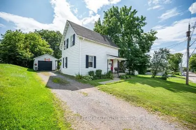 Detached in Pembroke