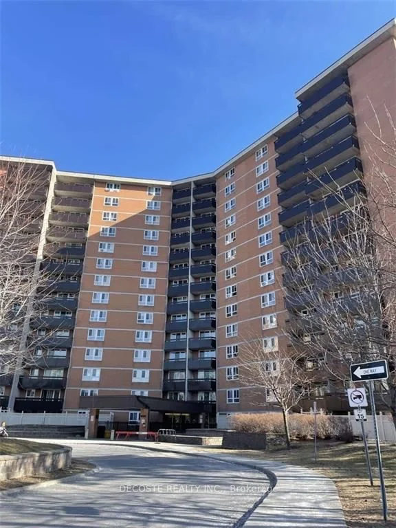 Condo Apartment in Beacon Hill North - South and Area