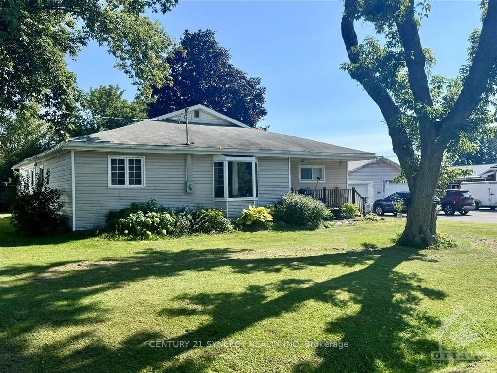 Detached in South Stormont