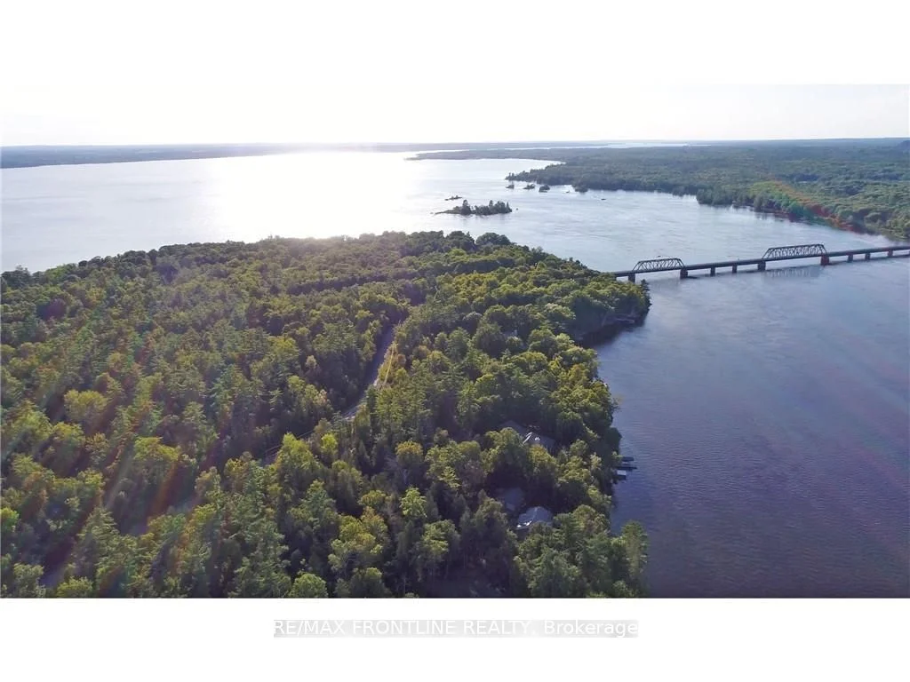 215 MORRIS ISLAND Drive, Carp - Dunrobin - Huntley - Fitzroy and Area, ON K7S 3G7