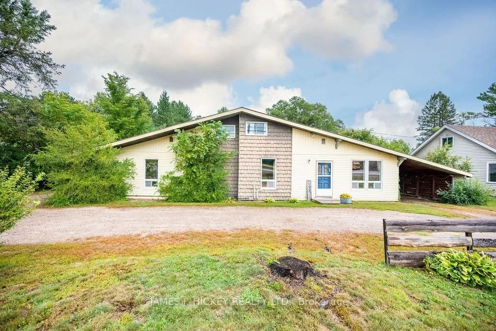 Detached in Deep River