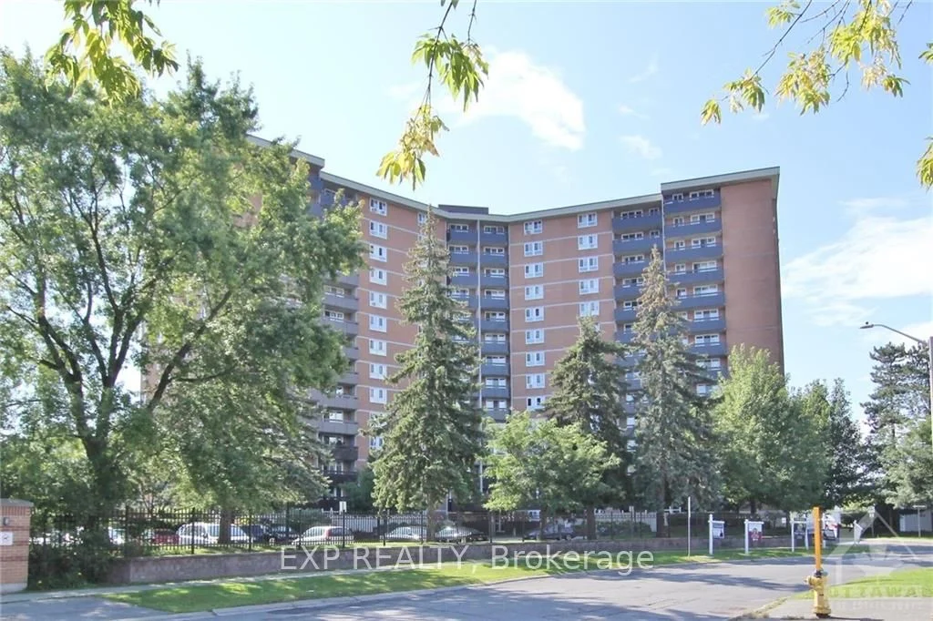 Condo Apartment in Beacon Hill North - South and Area