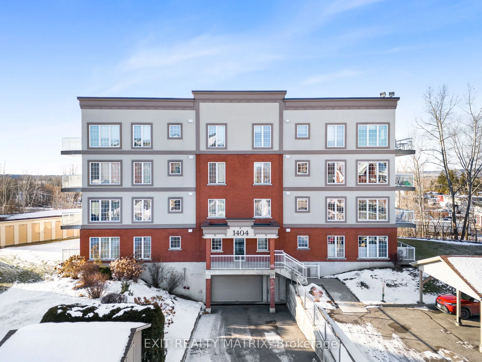 Condo Apartment in Hawkesbury
